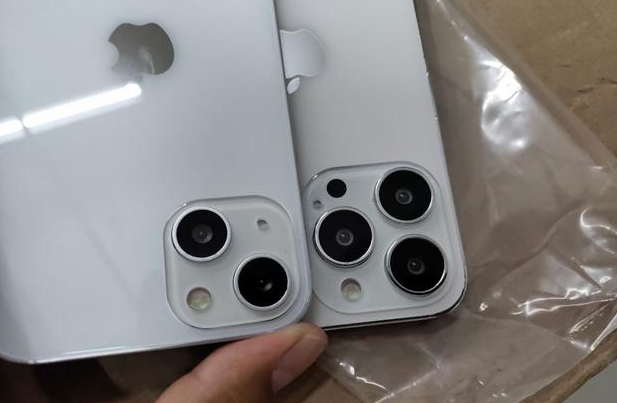 简阳苹果手机维修分享iPhone 13‌机模长什么样 