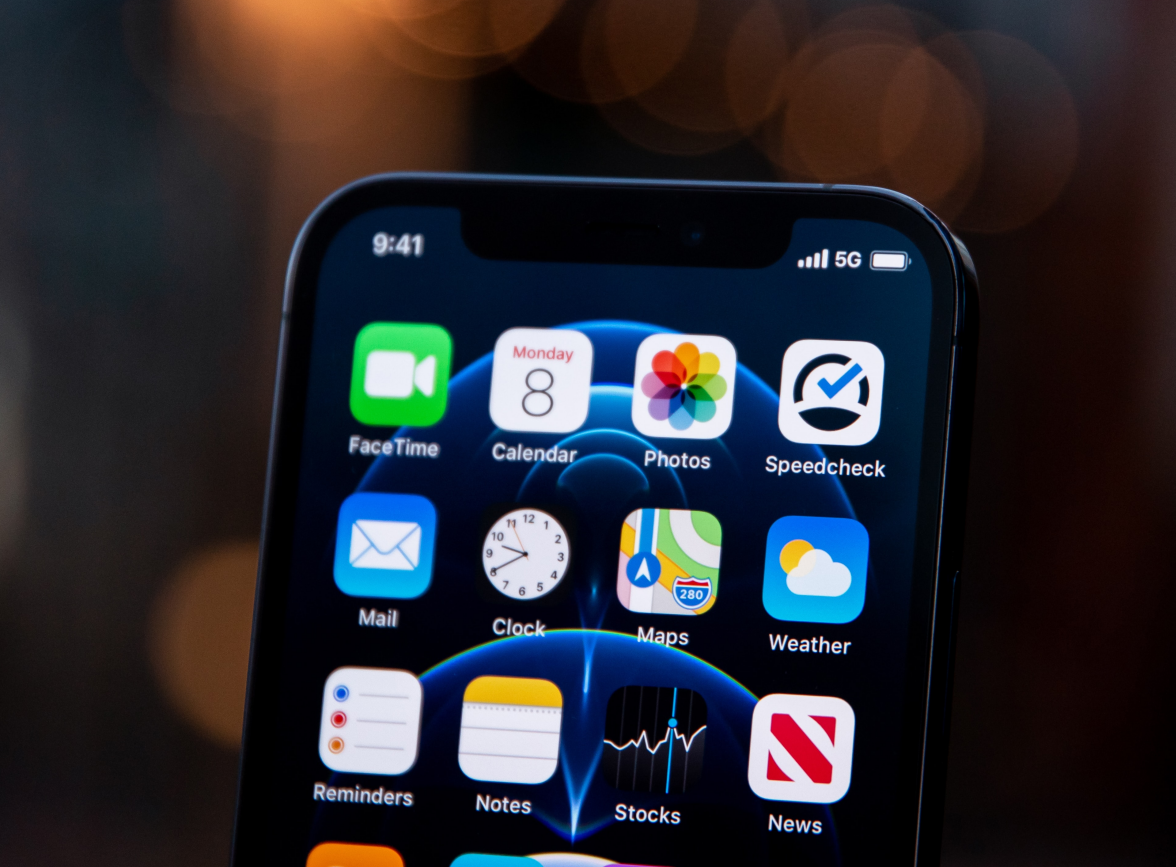 简阳苹果手机维修分享为什么 iPhone 12 在冬季会自动关机 