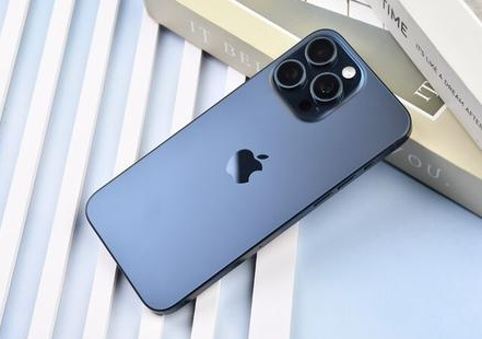 简阳苹果维修点分享iPhone 15 Pro Max屏幕更换全新实操风险 